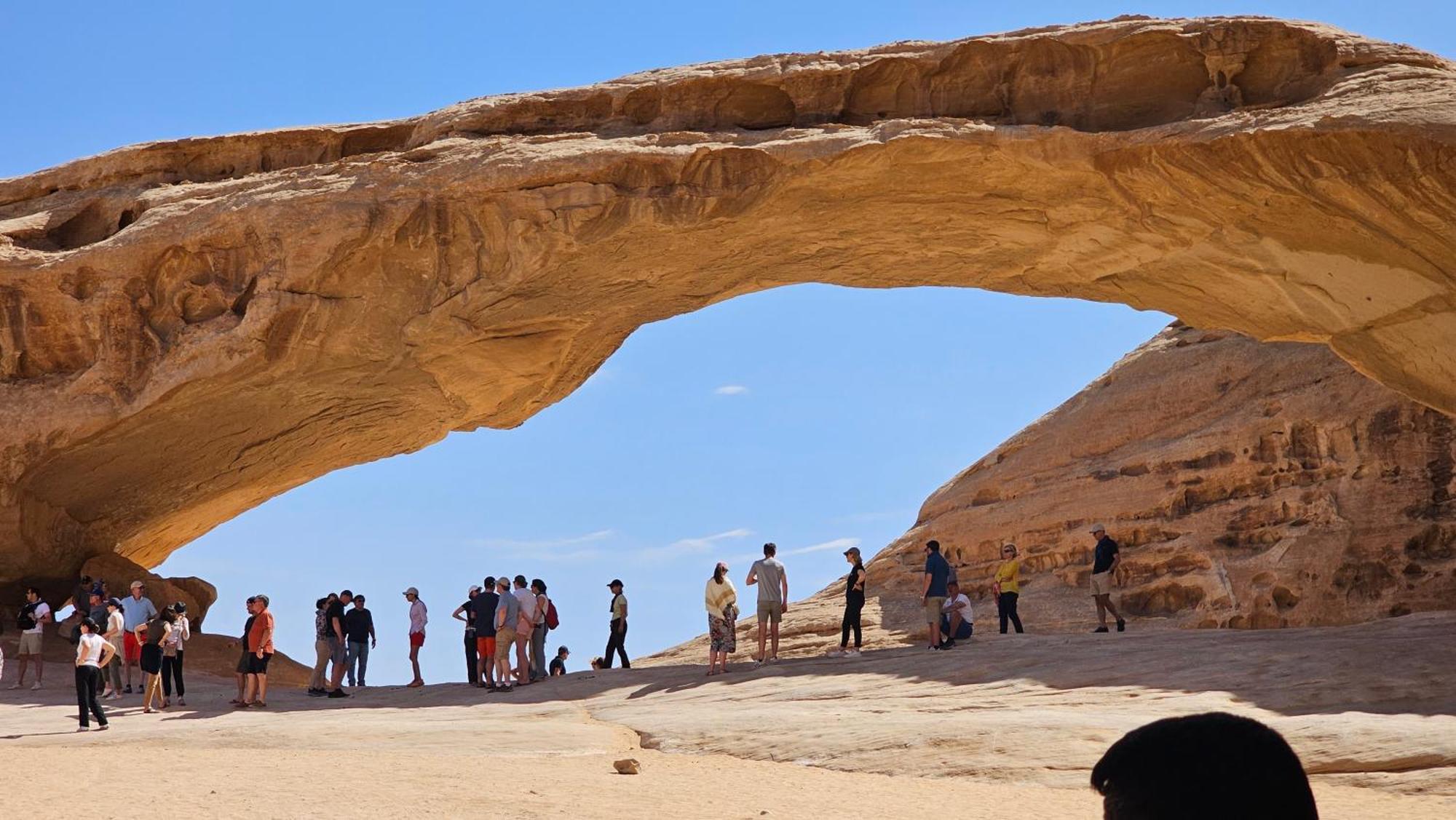 Titanic Camp Bed & Breakfast Wadi Rum Ngoại thất bức ảnh