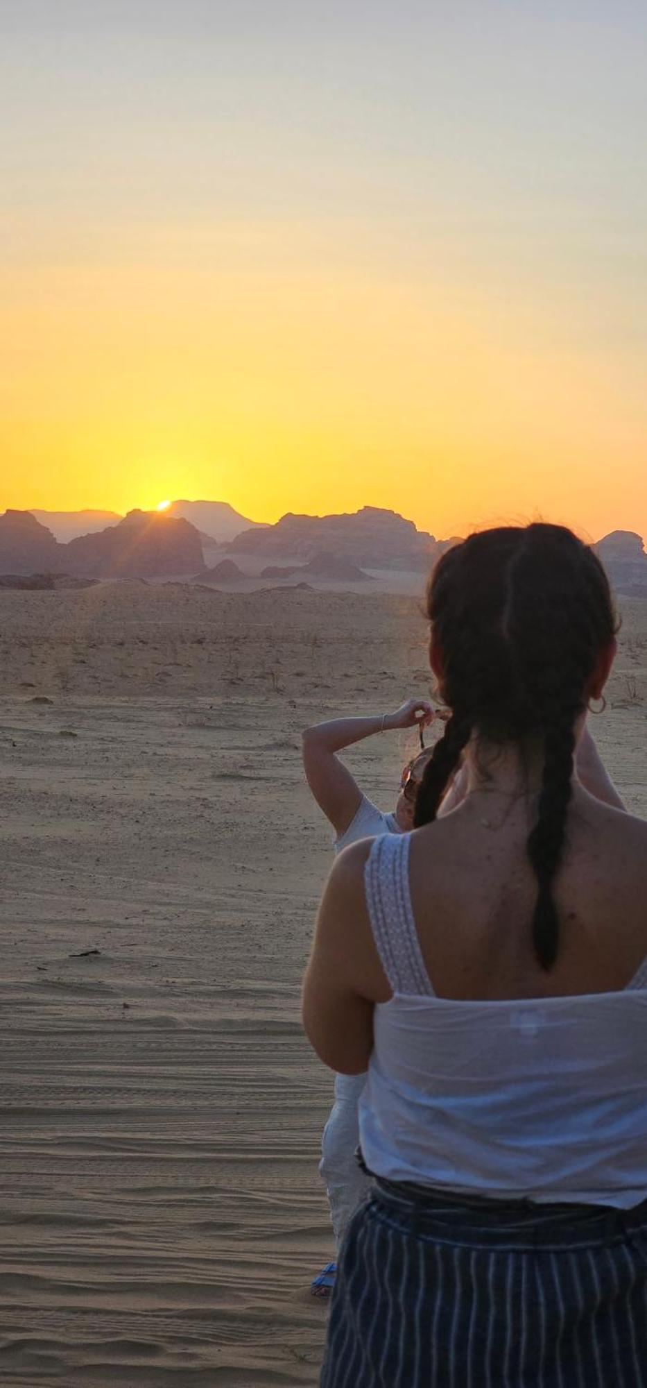Titanic Camp Bed & Breakfast Wadi Rum Ngoại thất bức ảnh